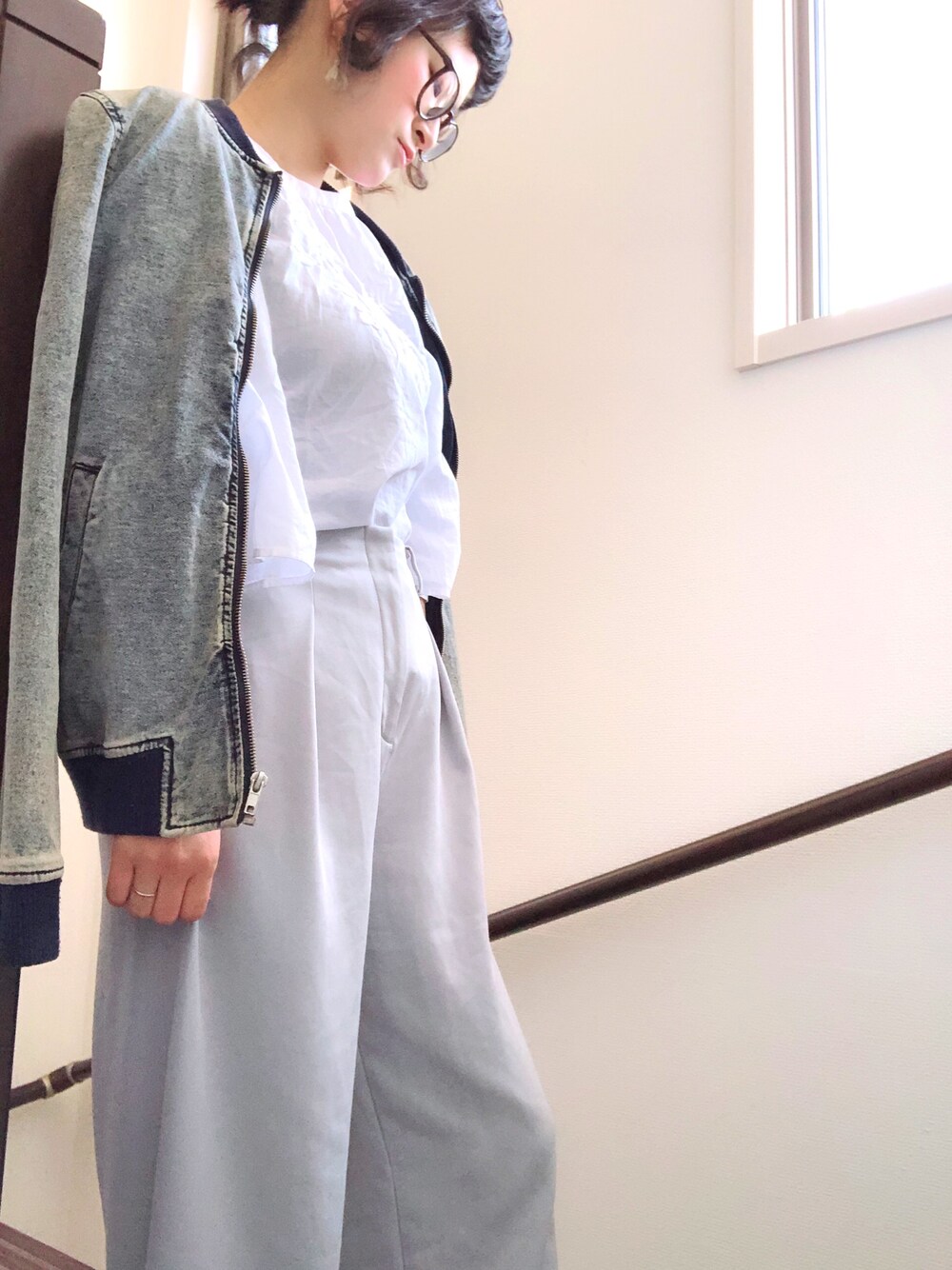 「UNIQLO」｜「UNIQLOのドレープワイドアンクルパンツ（その他パンツ、ブルー系）」を使った、panda_co.さん（レディース・152cm）の春コーディネートの1枚目の写真