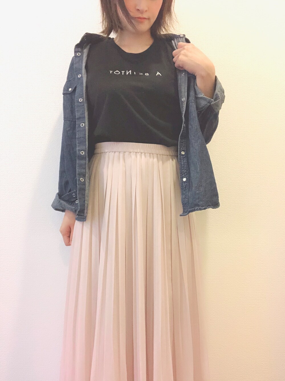 「シフォンスカート、UNIQLO、令和ピンクを纏え、ピンクスカート」｜「UNIQLOのハイウエストシフォンプリーツスカート（丈標準76～80cm）（スカート、ブルー系）」を使った、panda_co.さん（レディース・152cm）の春コーディネートの1枚目の写真