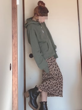 「GORGE（ゴージ）のアイテム（シューズ）」を使った、aikaさん（レディース・154cm）の秋コーディネート