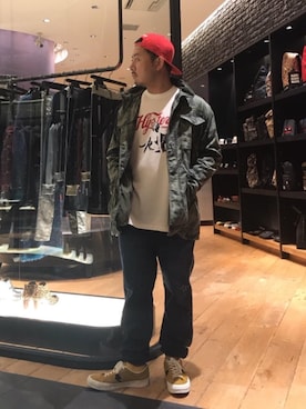 「HYSTERIC GLAMOUR（ヒステリックグラマー）のHYS WHISKY柄 刺繍キャップ（キャップ）」を使った、DAISUKEさん（メンズ・174cm）の秋コーディネート