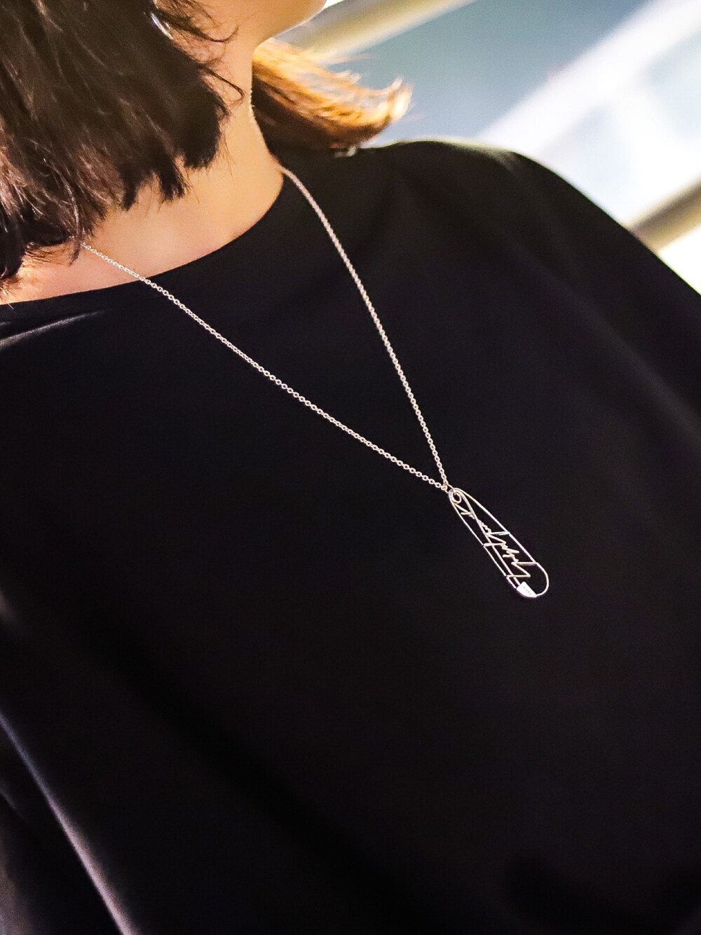 「yohji yamamoto 、discord、シルバーアクセサリー、mode」｜「Yohji Yamamotoのアイテム（ネックレス、シルバー系）」を使った、yuunaさん（レディース・163cm）の夏コーディネートの1枚目の写真