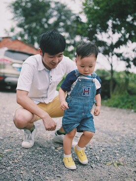 「TOMMY（トミー）のアイテム」を使った、芙么芙么さん（キッズ・90cm）の夏コーディネート