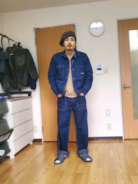 「TCB jeans（ティーシービージーンズ）のアイテム（ハンチング/ベレー帽）」を使った、Diez Katsumiさん（メンズ・173cm）の春コーディネート