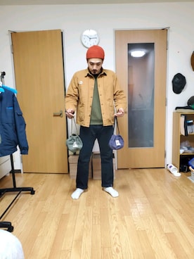 「TCB jeans（ティーシービージーンズ）のアイテム（カバーオール）」を使った、Diez Katsumiさん（メンズ・173cm）の春コーディネート
