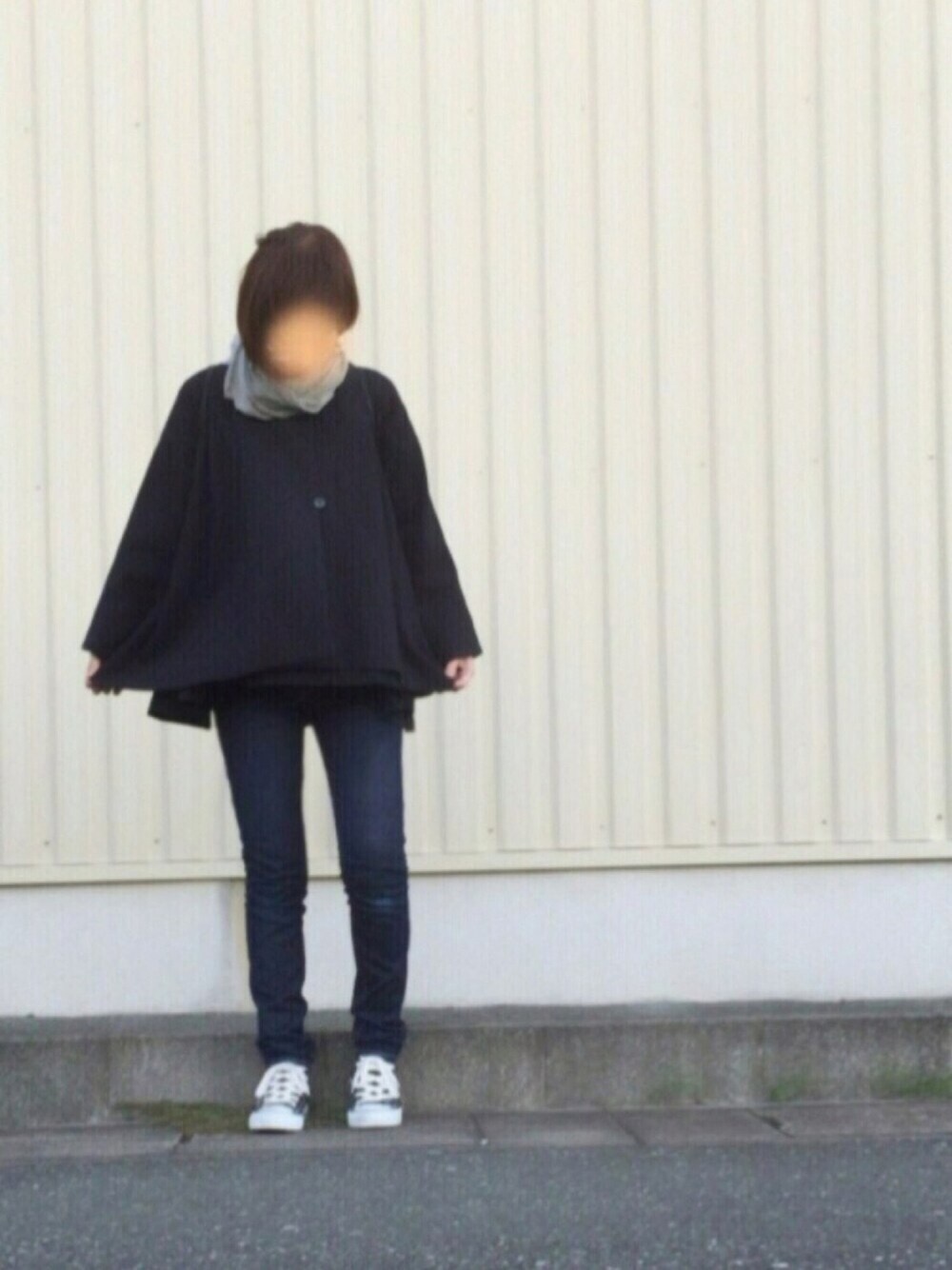 「LORENA」｜「ARTS & SCIENCEのSide tuck T-line JK  （ジャケット/アウター、ブルー系）」を使った、fufufuさん（レディース・160cm）の秋コーディネートの1枚目の写真