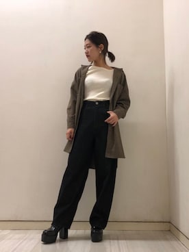 「シンプルおしゃれが好き」｜AIさん（レディース・161cm）の秋コーディネート