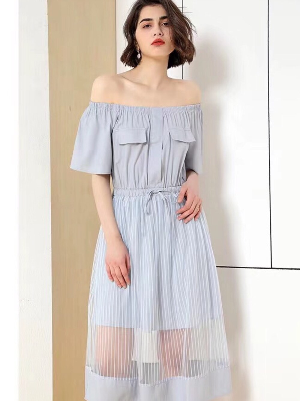 「ワンピース、ブルー、オフショル、シースルー、夏コーデ、オルチャンファッション、韓国ファッション、おしゃれさんと繋がりたい、TeddyShop、テディショップ」｜「ワンピース（ワンピース、ブルー系）」を使った、TeddyShopさん（レディース・158cm）の夏コーディネートの1枚目の写真