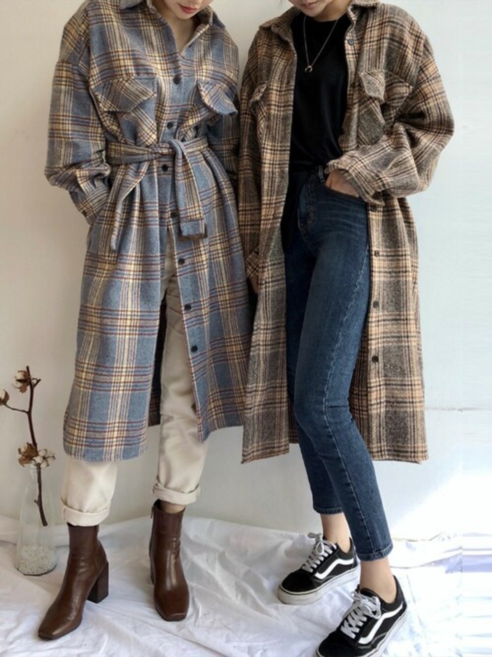 「チェック、秋のコーデ、シャツワンピース、ウエストマーク、ドロップショルダー、お洒落さんとつながりたい、TeddyShop、DAYCLOSET、秋のカフェオレコーデ、だから秋服が好き」｜「DAY CLOSETのレディース アレンジベルト付きチャック柄ボックスプリーツ切り替えシャツワンピース（シャツワンピース、ブラウン系）」を使った、TeddyShopさん（レディース・158cm）の秋コーディネートの1枚目の写真