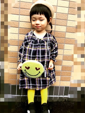 「チェック柄に恋してる」｜「アイテム（スリッポン）」を使った、ゆずりつみなさん（キッズ・80cm）の秋コーディネート