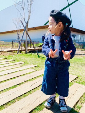 「こどもの日」｜「アイテム（デニムパンツ）」を使った、ゆずりつみなさん（キッズ・90cm）の春コーディネート