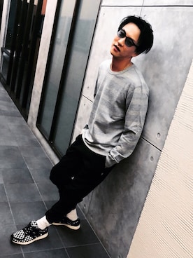 「REIGNING CHAMP（レイニングチャンプ）のアイテム（パンツ）」を使った、oita.aceさん（メンズ・174cm）の春コーディネート