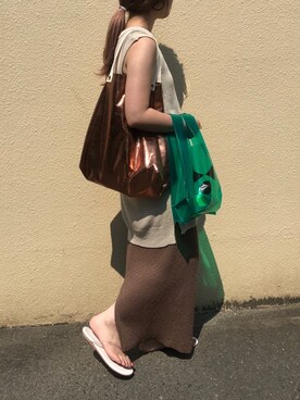 「LIFE's（ライフズ）のアイテム（トップス）」を使った、莉子 Rikoさん（レディース・158cm）の夏コーディネート