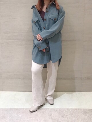 莉子 Riko使用「DouDou（ウールライクオーバージャケット）」的時尚穿搭