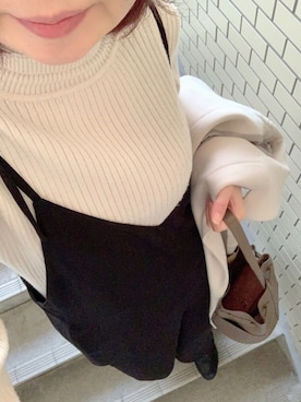 「LEPSIM（レプシィム）のアイテム（サロペット/オーバーオール）」を使った、rii ＿❤︎さん（レディース・166cm）の冬コーディネート