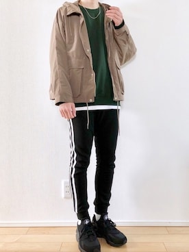「リドム」｜「アイテム（スウェット）」を使った、こんさん（メンズ・172cm）の冬コーディネート