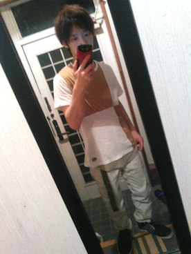 「NAVY（ネイビー）のアイテム（Tシャツ/カットソー、オレンジ系）」を使った、LINEスタンプ制作者さん（メンズ・162cm）の夏コーディネート