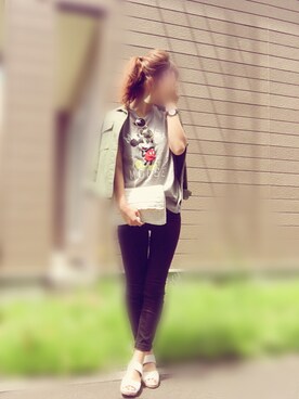 「UNIQLO（ユニクロ）のアイテム（Tシャツ/カットソー、グレー系）」を使った、maさん（レディース・163cm）の夏コーディネート
