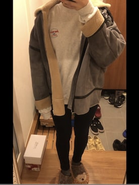 「ラフ」｜「アイテム（ムートンコート）」を使った、TOM🌙さん（レディース・170cm）の秋コーディネート