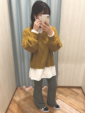 「earth music&ecology（アースミュージックアンドエコロジー）のアイテム（トップス、イエロー系）」を使った、てぃ。さん（レディース・158cm）の冬コーディネート