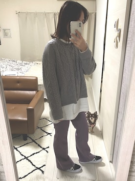 「GU（ジーユー）のアイテム（ニット/セーター、グレー系）」を使った、てぃ。さん（レディース・158cm）の冬コーディネート