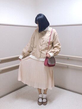 「消えそうな色コーデ」｜「アイテム（ノーカラージャケット）」を使った、なみさん（レディース・168cm）の春コーディネート