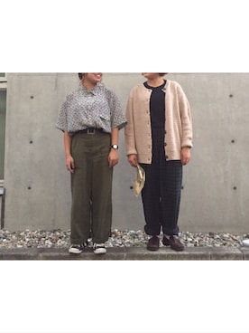 「アイテム（ローファー、ブラウン系）」を使った、マキノとアンザイさん（レディース・149cm）の秋コーディネート