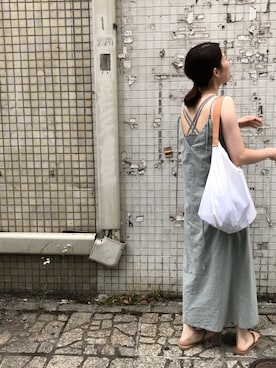 「キャミワンピ」｜「アイテム（ビーチサンダル）」を使った、nodokaさん（レディース・159cm）の夏コーディネート