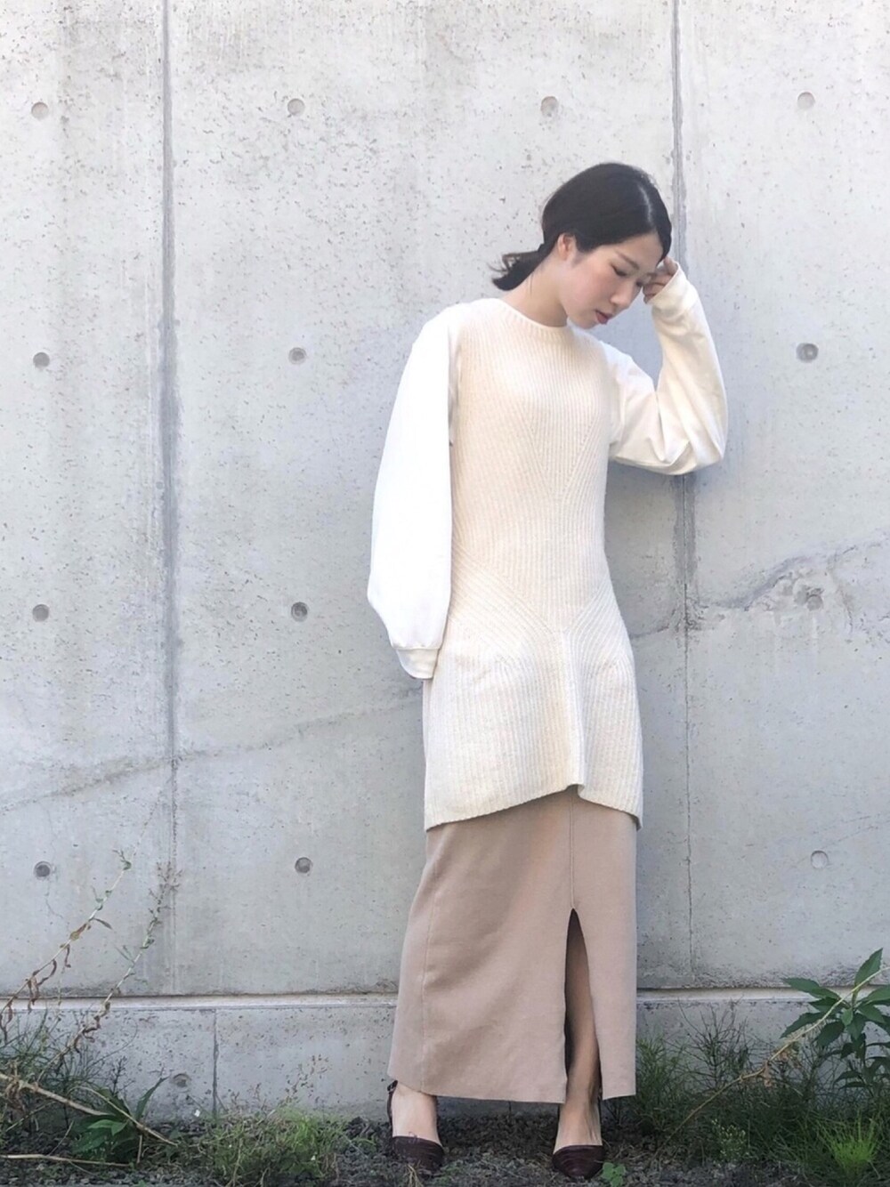 「秋、秋のコーデ、秋のカフェオレコーデ、ラフ、休日スタイル、白ニット、ベスト、おしゃれさんと繋がりたい、古着MIX」｜「usedのアイテム（ベスト、ホワイト系）」を使った、nodokaさん（レディース・159cm）の秋コーディネートの1枚目の写真