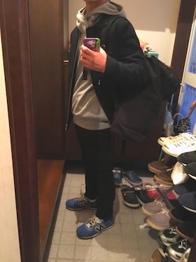 「ノーカラー」｜「アイテム（チノパンツ）」を使った、じゅんじゅんさん（メンズ・160cm）の冬コーディネート