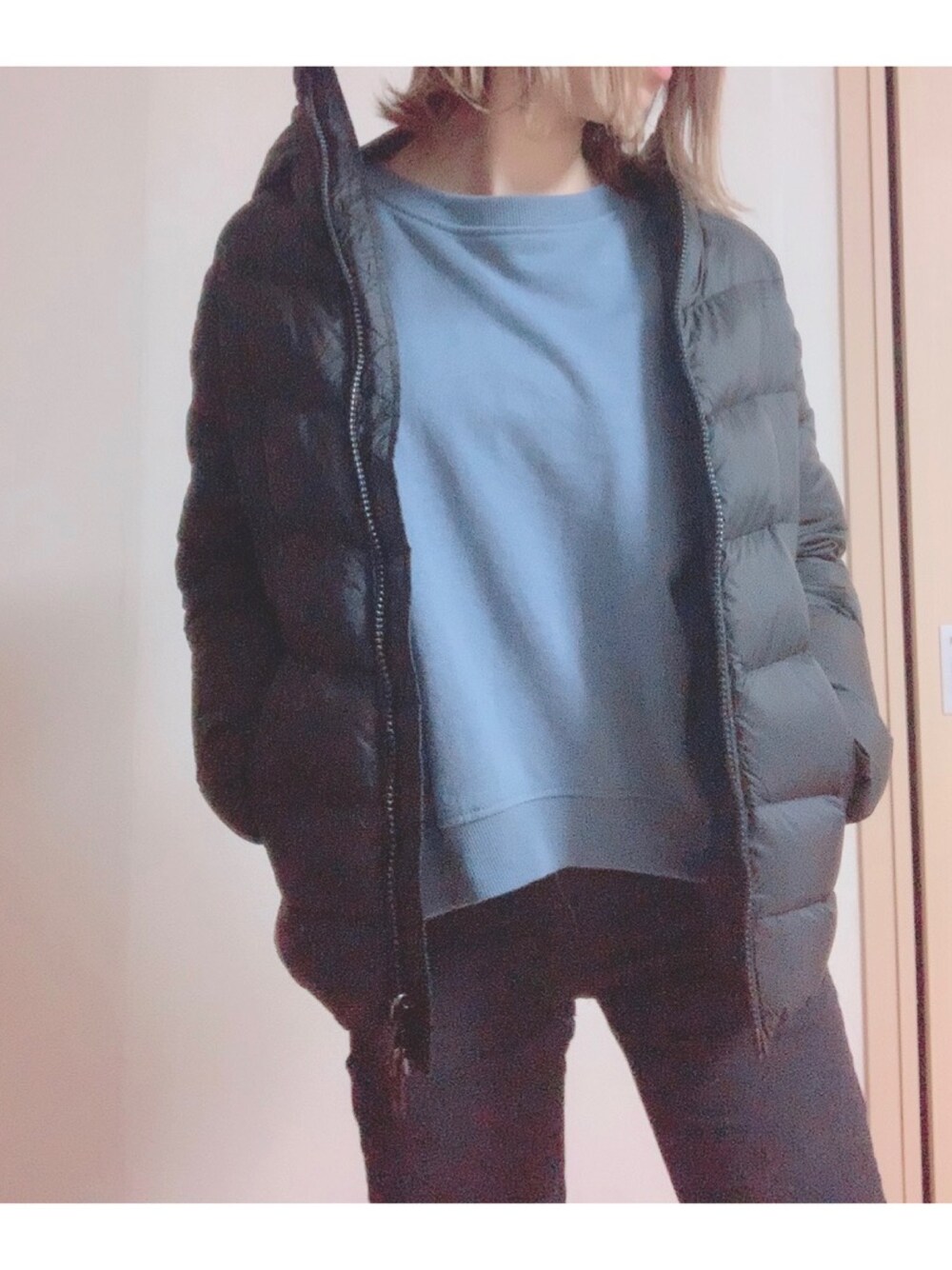 「オトナカジュアル、おしゃれさんと繋がりたい、カジュアル、低身長、スニーカーコーデ、ディーゼル、ディーゼル(DIESEL)、プチプラコーデ」｜「H&Mのアイテム（パーカー、ブルー系）」を使った、atyuf663さん（レディース・155cm）の冬コーディネートの1枚目の写真