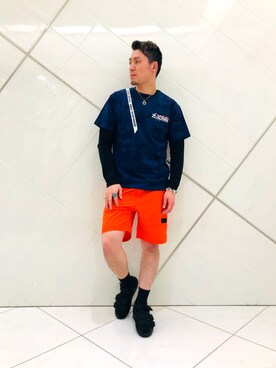 「AVIREX（アヴィレックス）のアイテム（サンダル）」を使った、Ｋ長袖愛好会さん（メンズ・170cm）の春コーディネート