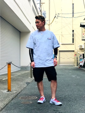 「レッドブル」｜Ｋ長袖愛好会さん（メンズ・170cm）の春コーディネート