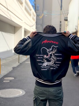 「刺繍」｜「アイテム（スタジャン）」を使った、Ｋ長袖愛好会さん（メンズ・170cm）の秋コーディネート