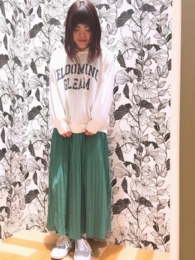 maikoさんの「プリーツロングスカート ●」を使ったコーディネート