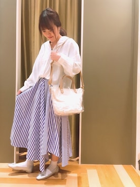 「シルバー」｜「アイテム（チュニック）」を使った、maikoさん（レディース・157cm）の春コーディネート