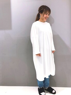 「CRAFT STANDARD BOUTIQUE（クラフトスタンダードブティック）のBIGカットワンピース●（チュニック、ホワイト系）」を使った、maikoさん（レディース・157cm）の夏コーディネート