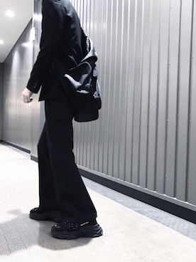 「BALENCIAGA」｜「アイテム（フォーマルスーツ/小物）」を使った、りゅうせいみマンさん（メンズ・180cm）の冬コーディネート