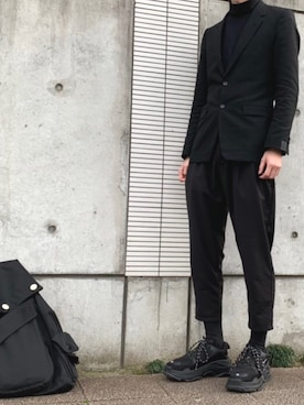 「BALENCIAGA」｜「アイテム（フォーマルスーツ/小物）」を使った、りゅうせいみマンさん（メンズ・180cm）の春コーディネート