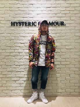 「スタッズ」｜「アイテム（マウンテンパーカー）」を使った、t.さん（メンズ・165cm）の春コーディネート