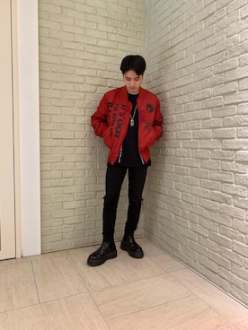 「アイテム（ミリタリージャケット、レッド系）」を使った、t.さん（メンズ・165cm）の秋コーディネート