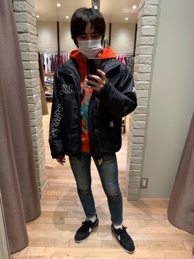 「スキニー」｜「アイテム（ナイロンジャケット）」を使った、t.さん（メンズ・165cm）の秋コーディネート