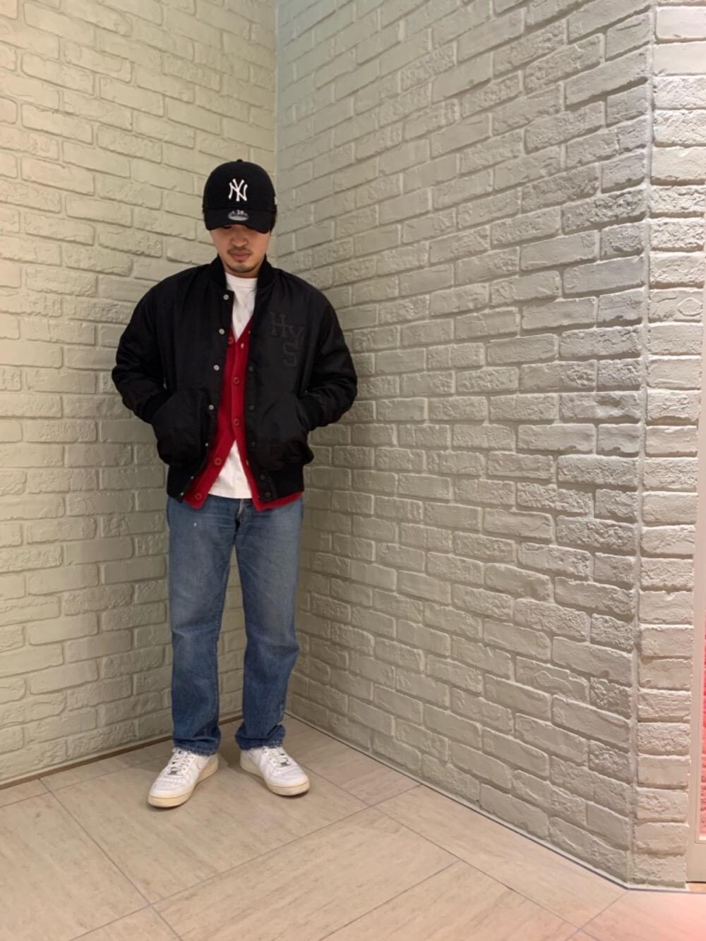 「カーディガン、スウェット、パーカー、ロンT、長袖シャツ、Hysteric Glamour、春コーデ、ヒステリックグラマー、でにむ」｜「HYSTERIC GLAMOURのストレートデニムパンツ（デニムパンツ、ブルー系）」を使った、t.さん（メンズ・165cm）の冬コーディネートの1枚目の写真