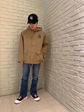 「長袖シャツ」｜「アイテム（その他アウター）」を使った、t.さん（メンズ・165cm）の春コーディネート