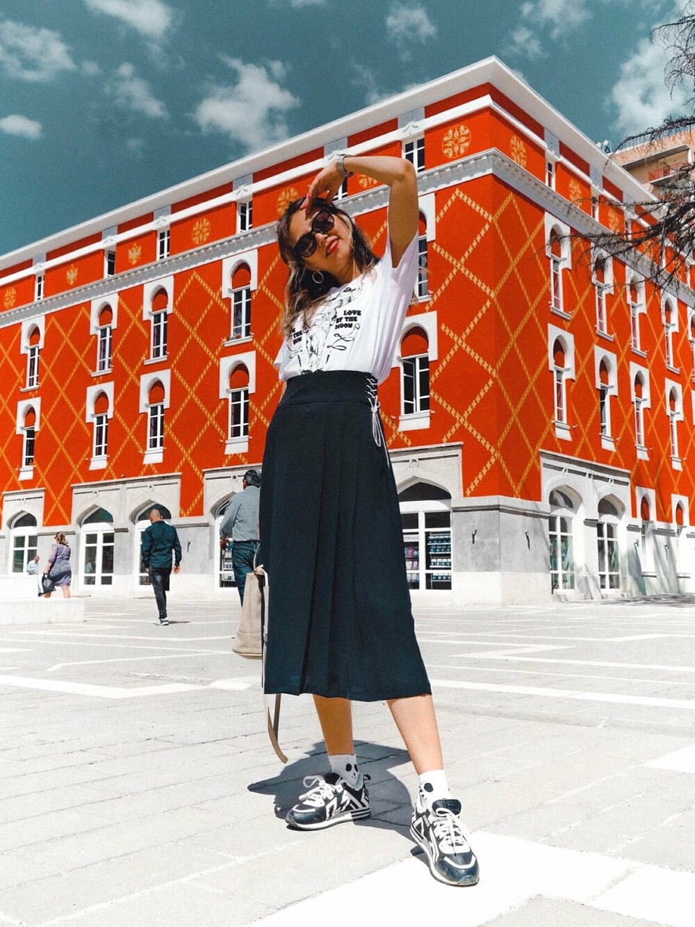 「fashion、fashion blogger、STYLE、street、streetstyle、streetfashion、ootd」｜「ZARAのアイテム（スカート、ブルー系）」を使った、queenhorsfallさん（レディース・163cm）の夏コーディネートの1枚目の写真