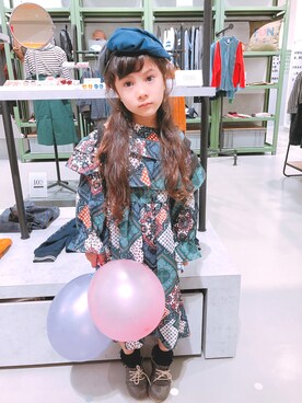 「allolun.（オールオルン）のアイテム（ワンピース/ドレス）」を使った、AnDressA jpさん（キッズ・110cm）の秋コーディネート