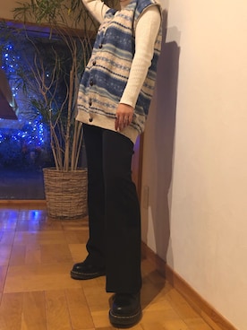 「Dr. Martens（ドクターマーチン）のDr.ﾏｰﾁﾝ　1460　8ホール（ブーツ）」を使った、め。さん（レディース・149cm）の冬コーディネート