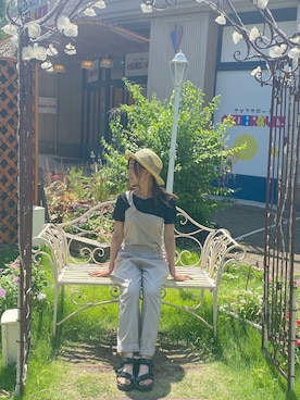 「green label relaxing（グリーンレーベルリラクシング）のアイテム（サロペット/オーバーオール）」を使った、にょさん（レディース・156cm）の秋コーディネート