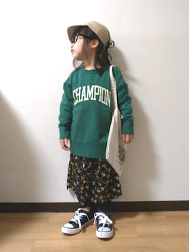 「花柄パンツ」｜「アイテム（キャップ）」を使った、yur★takさん（キッズ・100cm）の春コーディネート