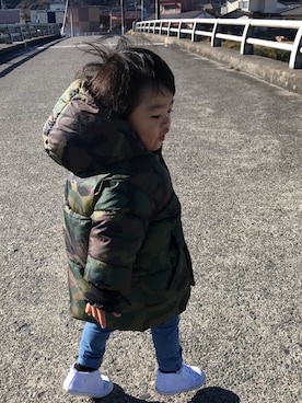 「H&M（エイチ・アンド・エム）のアイテム（その他パンツ）」を使った、Rさん（キッズ・80cm）の冬コーディネート