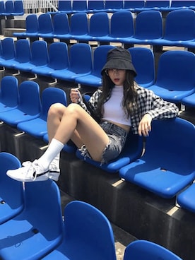 「NIKE（ナイキ）のアイテム（スニーカー、ホワイト系）」を使った、o.kisybobbyさん（レディース・158cm）の夏コーディネート